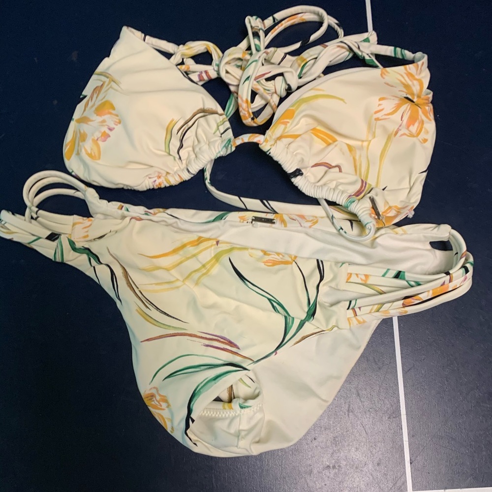 O’Neill two piece bathing suit